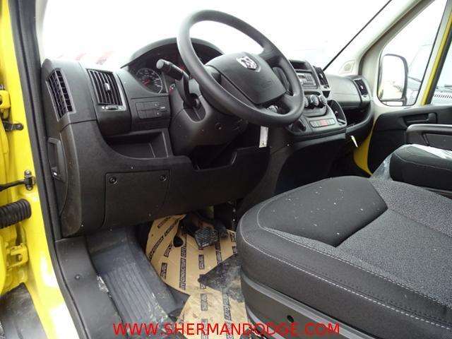 RAM ProMaster Cargo 2017 photo 9